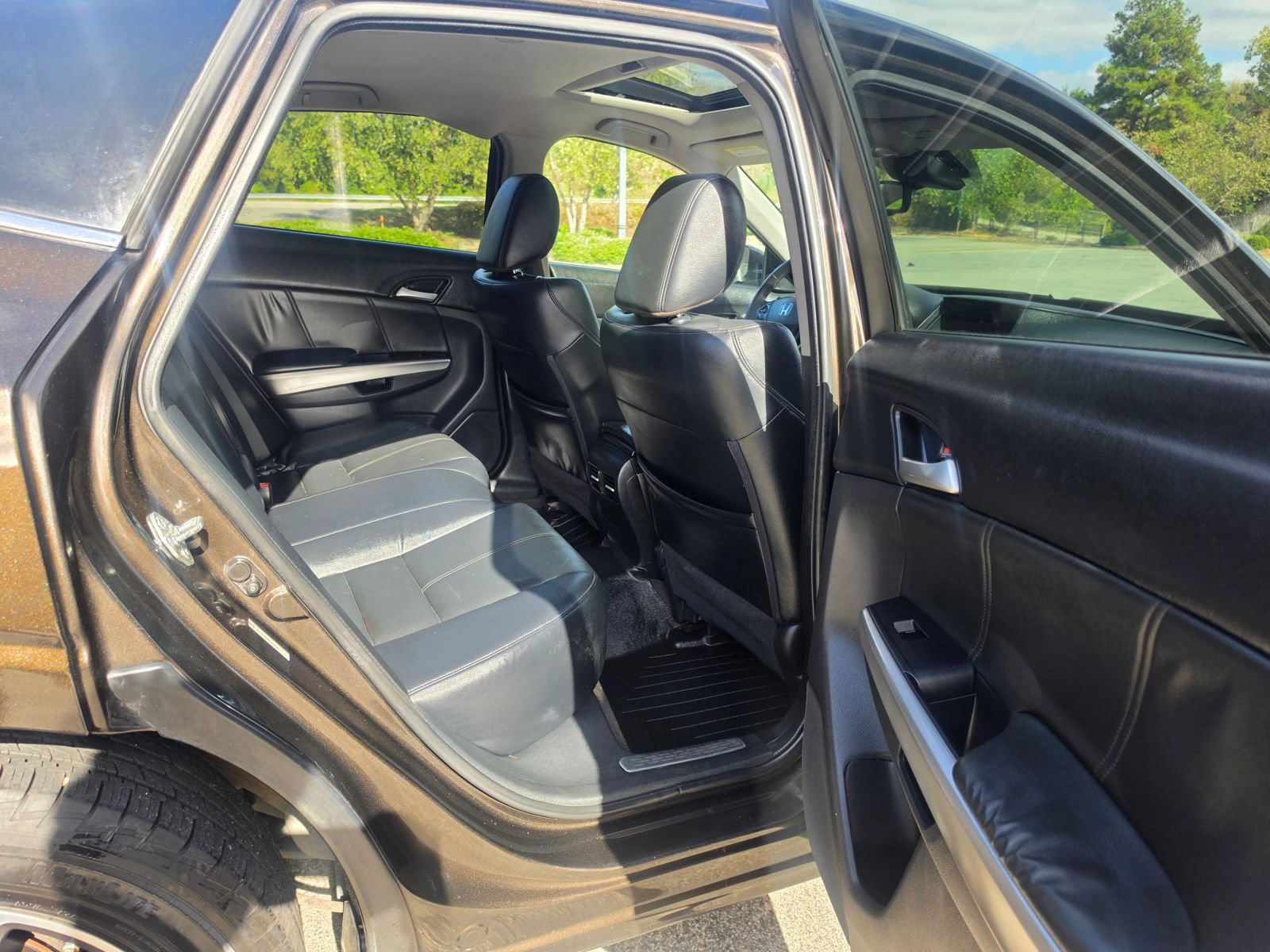 Used 2013 Honda Crosstour EX-L image 17