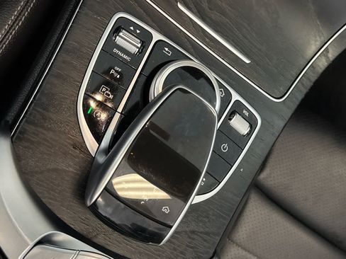 Used 2019 Mercedes-Benz C 300 4MATIC Cabriolet image 18