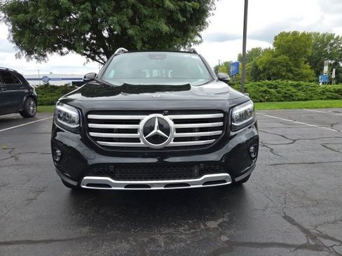 Used 2026 Mercedes-Benz GLB 250 4MATIC image 3