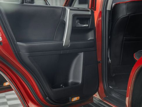 Used 2021 Toyota 4Runner SR5 Premium w/ Moonroof Package image 37