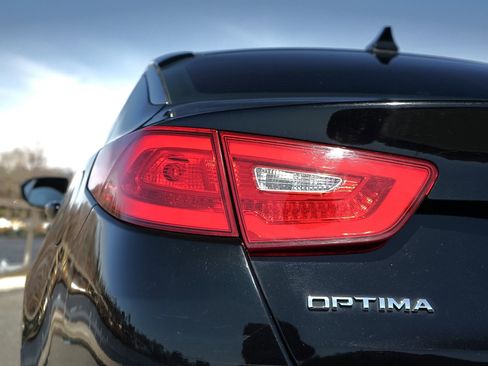 Used 2015 Kia Optima SX FWD image 34