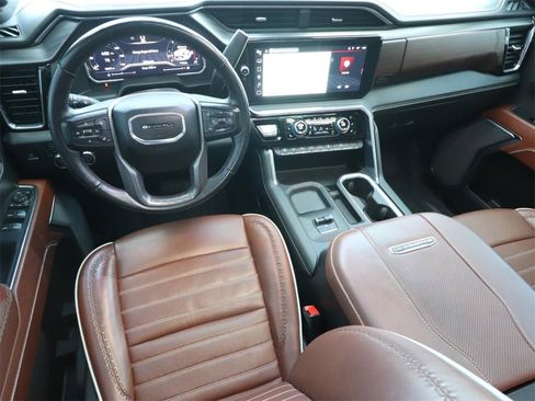Used 2024 GMC Sierra 3500 Denali Ultimate image 8