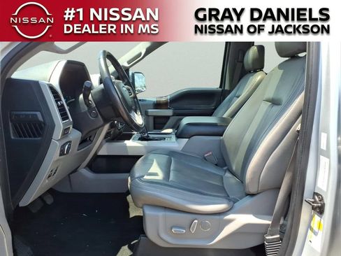 Used 2018 Ford F150 Lariat w/ Equipment Group 502A Luxury AWD/4WD image 22
