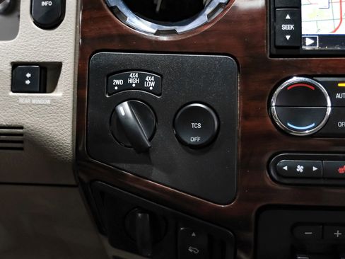 Used 2010 Ford F250 Lariat AWD/4WD image 23