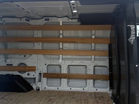 Used 2019 Ford Transit 250 130 Low Roof w/ Exterior Upgrade Package RWD image 31