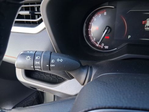 Used 2022 Toyota RAV4 Adventure image 16