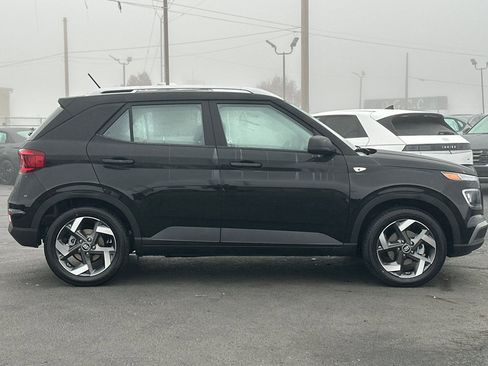 New 2026 Hyundai Venue SEL image 3