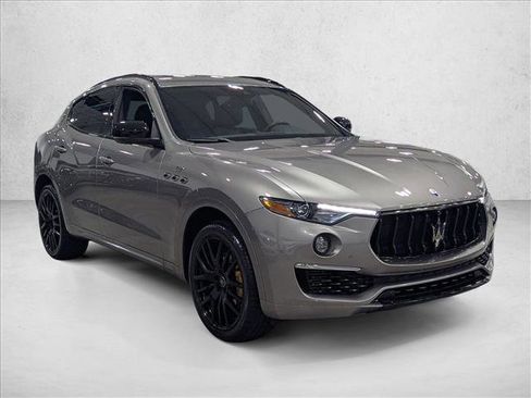 Used 2022 Maserati Levante GT AWD/4WD image 3