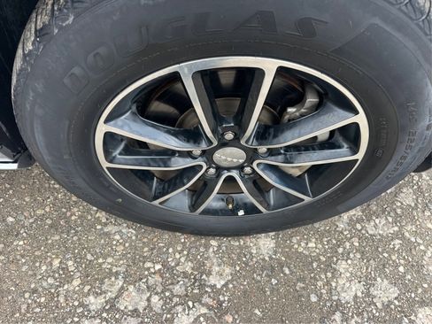 Used 2017 Dodge Grand Caravan GT image 17