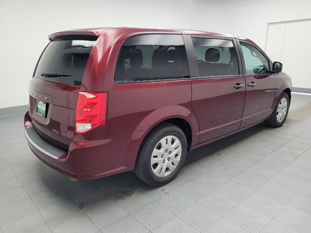 Used 2019 Dodge Grand Caravan SE FWD image 9