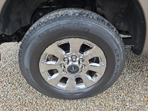 Used 2019 Ford F250 Lariat w/ Lariat Ultimate Package image 12