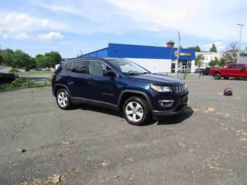 Used 2021 Jeep Compass Latitude AWD/4WD image 8