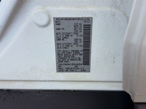 Used 2017 Nissan Rogue SV w/ SV Premium Package image 21