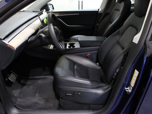 Used 2023 Tesla Model Y Long Range AWD/4WD image 21