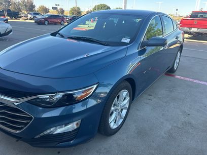 Used 2025 Chevrolet Malibu LT