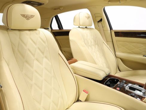 Used 2014 Bentley Flying Spur W12 AWD/4WD image 97