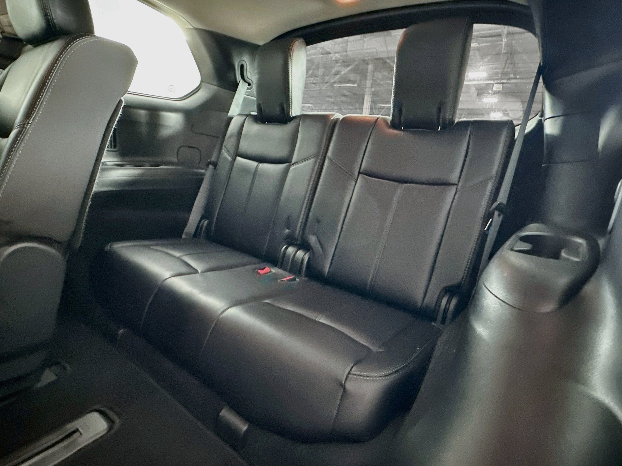 Used 2020 Nissan Pathfinder SL AWD/4WD image 30