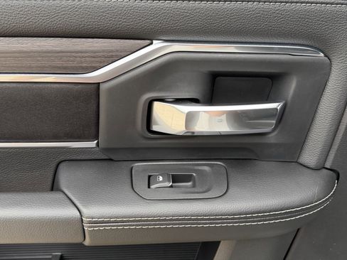 New 2026 RAM 3500 Laramie AWD/4WD image 46