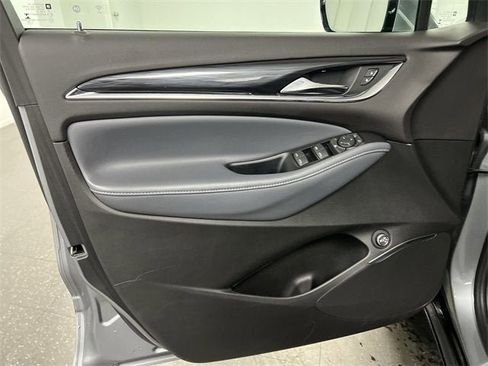 Used 2023 Buick Enclave Essence w/ Sport Touring Edition image 21