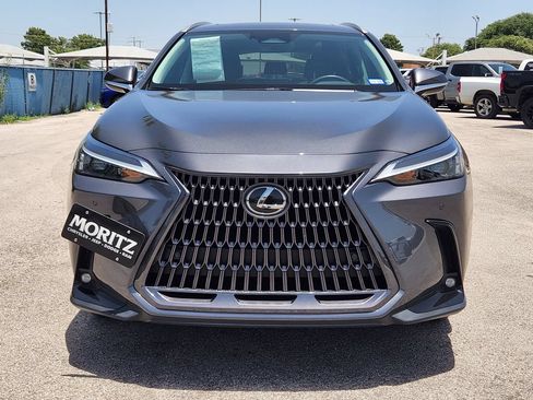 Used 2025 Lexus NX 350 AWD w/ Accessory Package (2T) image 2