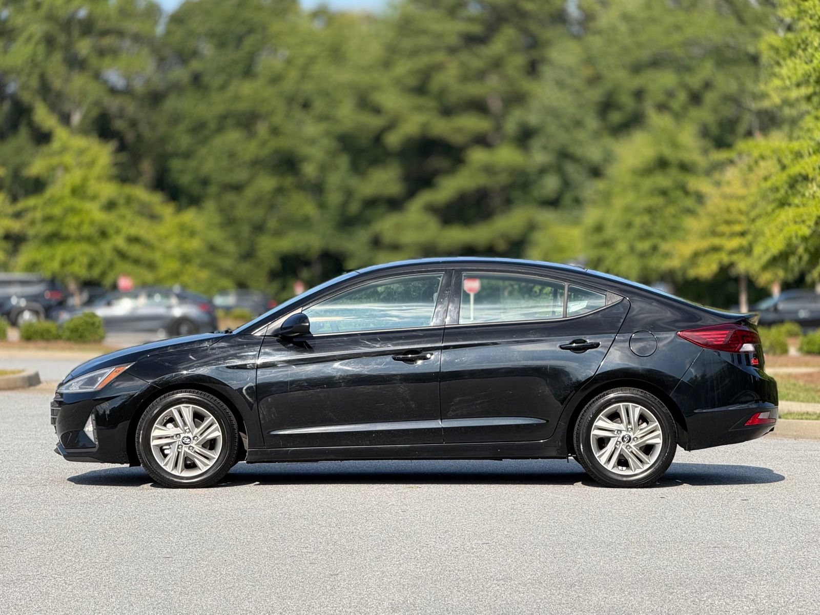 Used 2019 Hyundai Elantra SEL FWD image 9