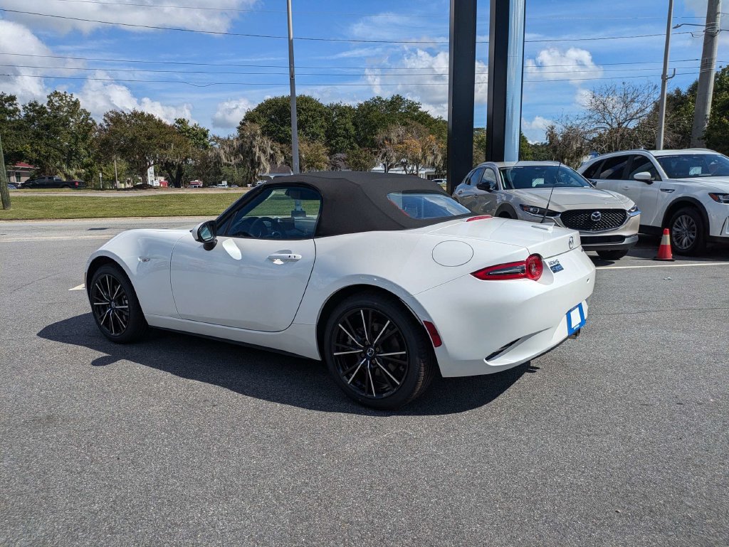 New 2026 MAZDA MX-5 Miata Grand Touring RWD image 6