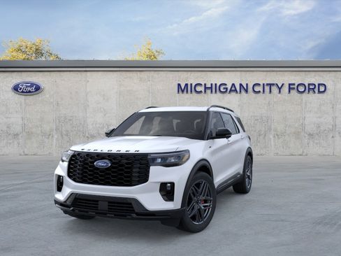 New 2026 Ford Explorer ST-Line w/ ST-Line Street Pack AWD/4WD image 2
