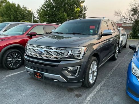 Used 2019 Ford Expedition Platinum AWD/4WD image 2