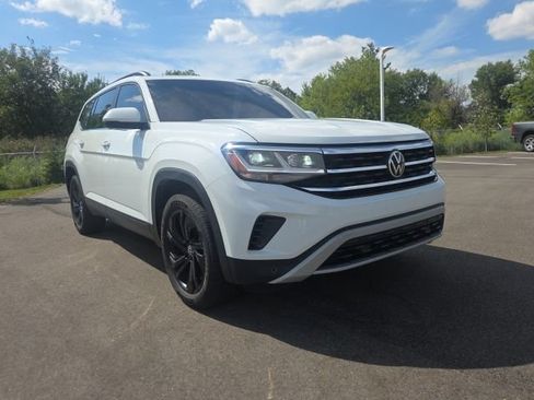 Used 2022 Volkswagen Atlas SE AWD/4WD image 1