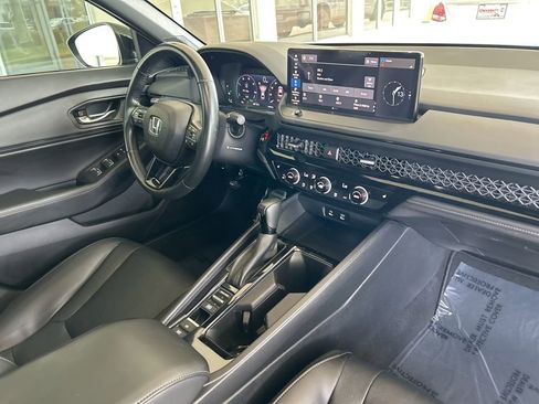 Used 2024 Honda Accord Sport image 23