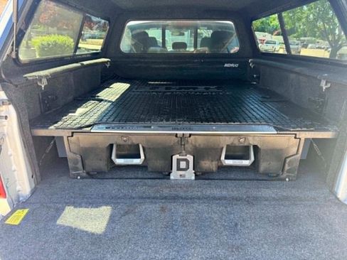 Used 2016 Ford F150 XLT w/ Equipment Group 302A Luxury AWD/4WD image 10