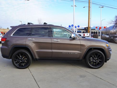 Used 2020 Jeep Grand Cherokee Limited image 9