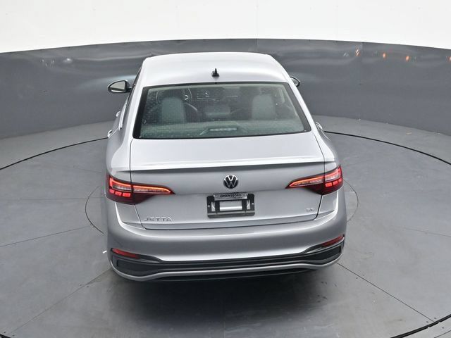 Used 2024 Volkswagen Jetta SE FWD image 26