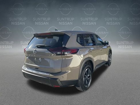 Certified 2025 Nissan Rogue SV FWD image 37