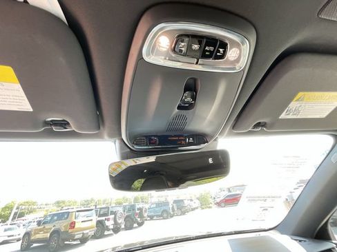 Used 2019 Volvo XC60 T5 R-Design w/ Protection Package Premier FWD image 20