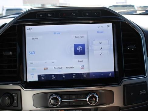 Used 2022 Ford F350 Lariat w/ Chrome Package image 23