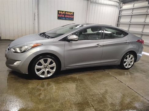 Used 2013 Hyundai Elantra Limited image 5