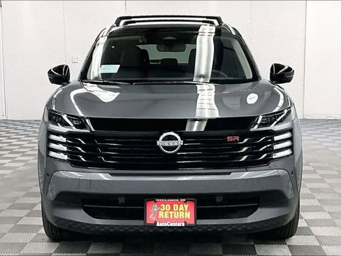 New 2026 Nissan Kicks SR w/ SR Premium Package AWD/4WD image 16