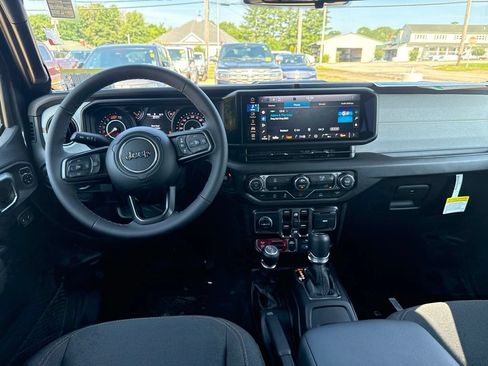 New 2026 Jeep Wrangler Unlimited Sport AWD/4WD image 19