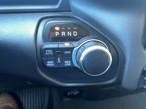 Used 2019 RAM 1500 Big Horn AWD/4WD image 30