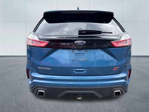 Used 2019 Ford Edge ST w/ Equipment Group 401A AWD/4WD image 3