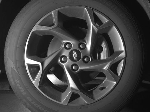 Used 2025 Chevrolet Trax LT w/ LT Convenience Package image 13