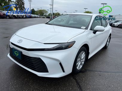 Used 2025 Toyota Camry LE w/ Convenience Package