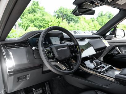 New 2026 Land Rover Range Rover Sport Dynamic SE