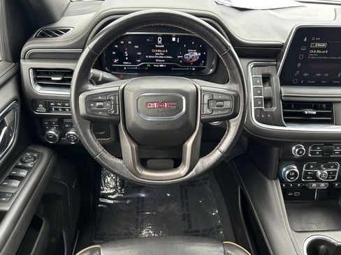 Used 2023 GMC Yukon AT4 w/ AT4 Premium Package image 15