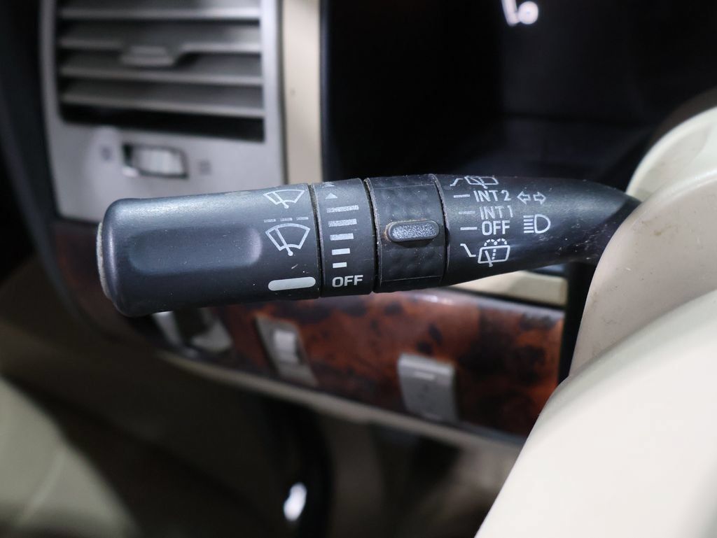 Used 2006 Lincoln Navigator Luxury AWD/4WD image 35