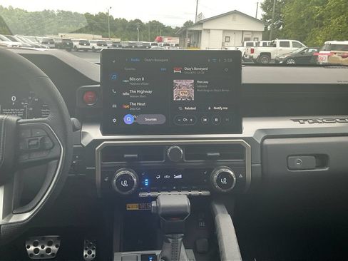 Used 2026 Toyota Tacoma TRD Sport w/ TRD Sport Premium Package RWD image 19