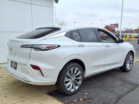 New 2026 Buick Envista Avenir image 10