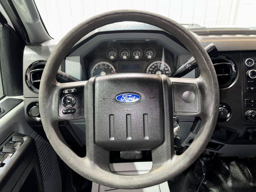 Used 2015 Ford F250 XL w/ Power Equipment Group AWD/4WD image 18