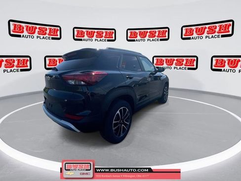 New 2026 Chevrolet TrailBlazer LT w/ Convenience Package image 2